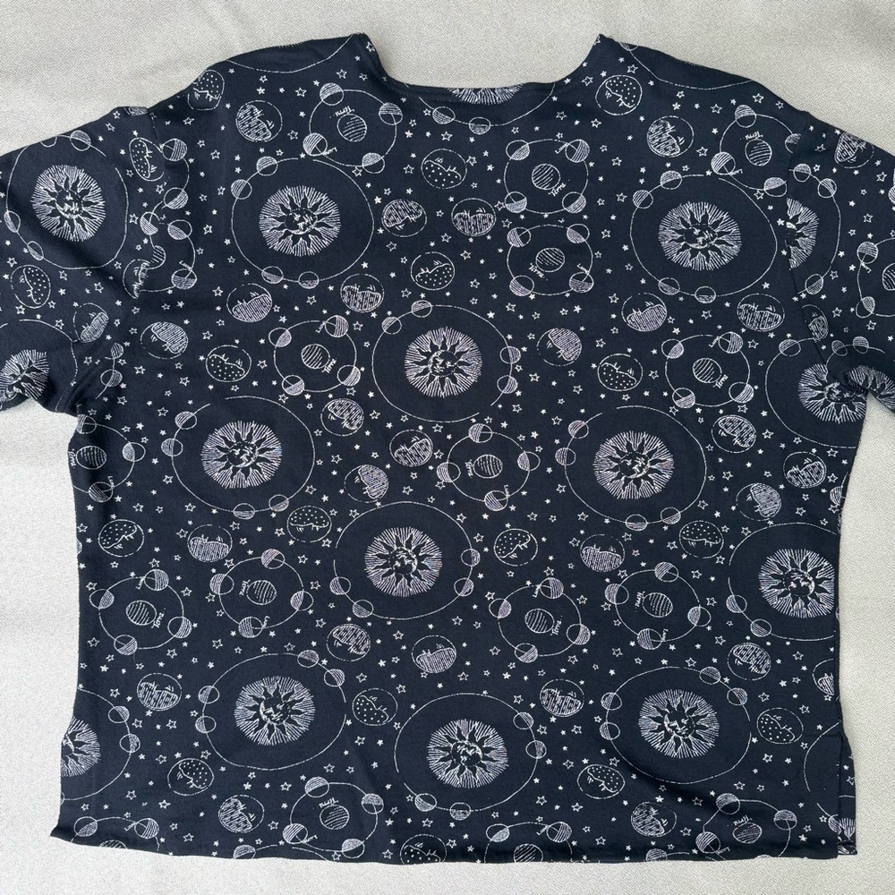 Vintage Katelyn Rose Women’s Black Moon Sun Planets Print Top Made In USA L - Picture 6 of 8